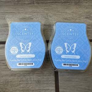 Scentsy Wax Bars Discontinued Lot of 2: New Coconut Cotton
